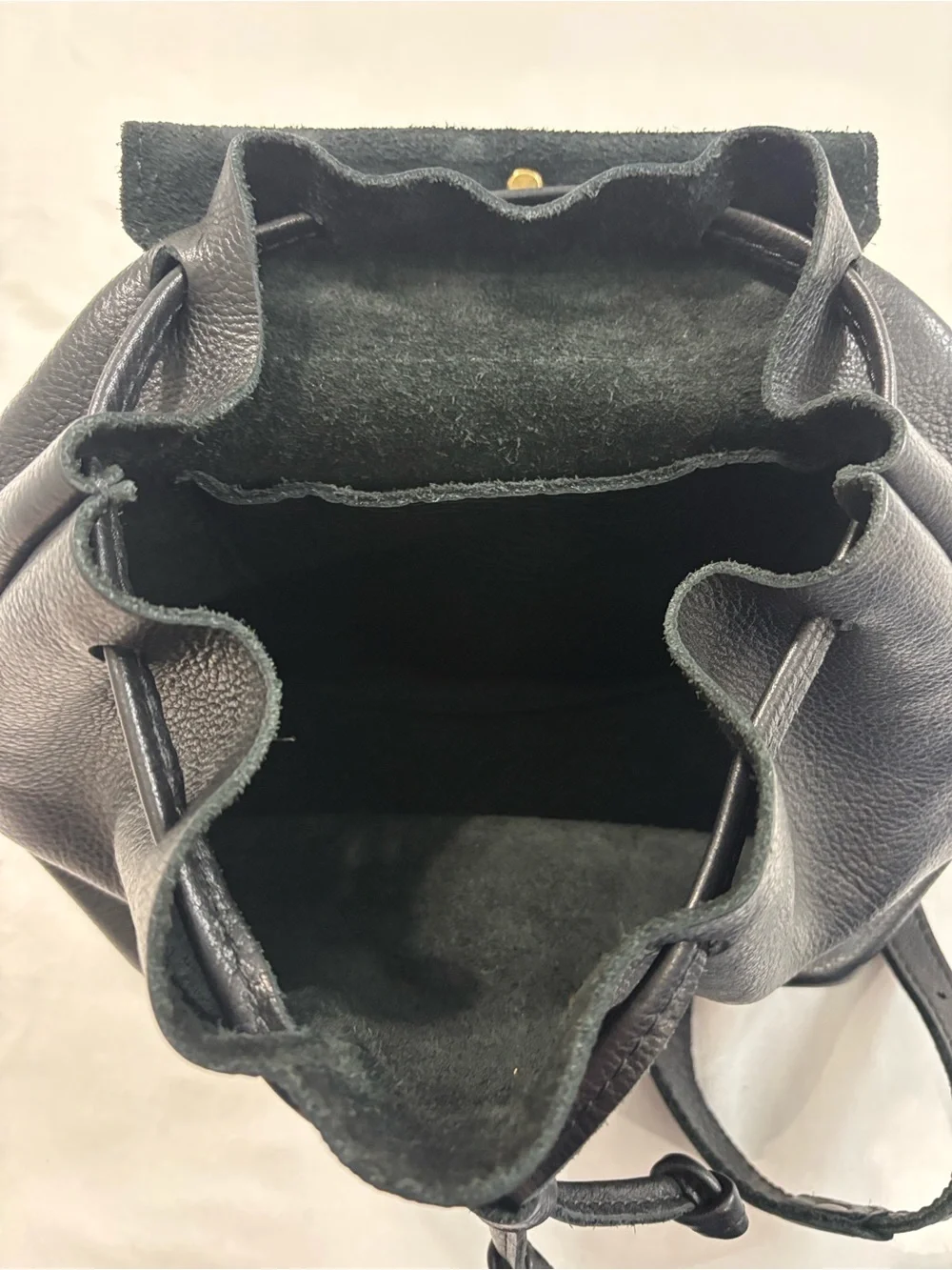 Portland Leather Goods Bucket Backpack in Pebbled Black